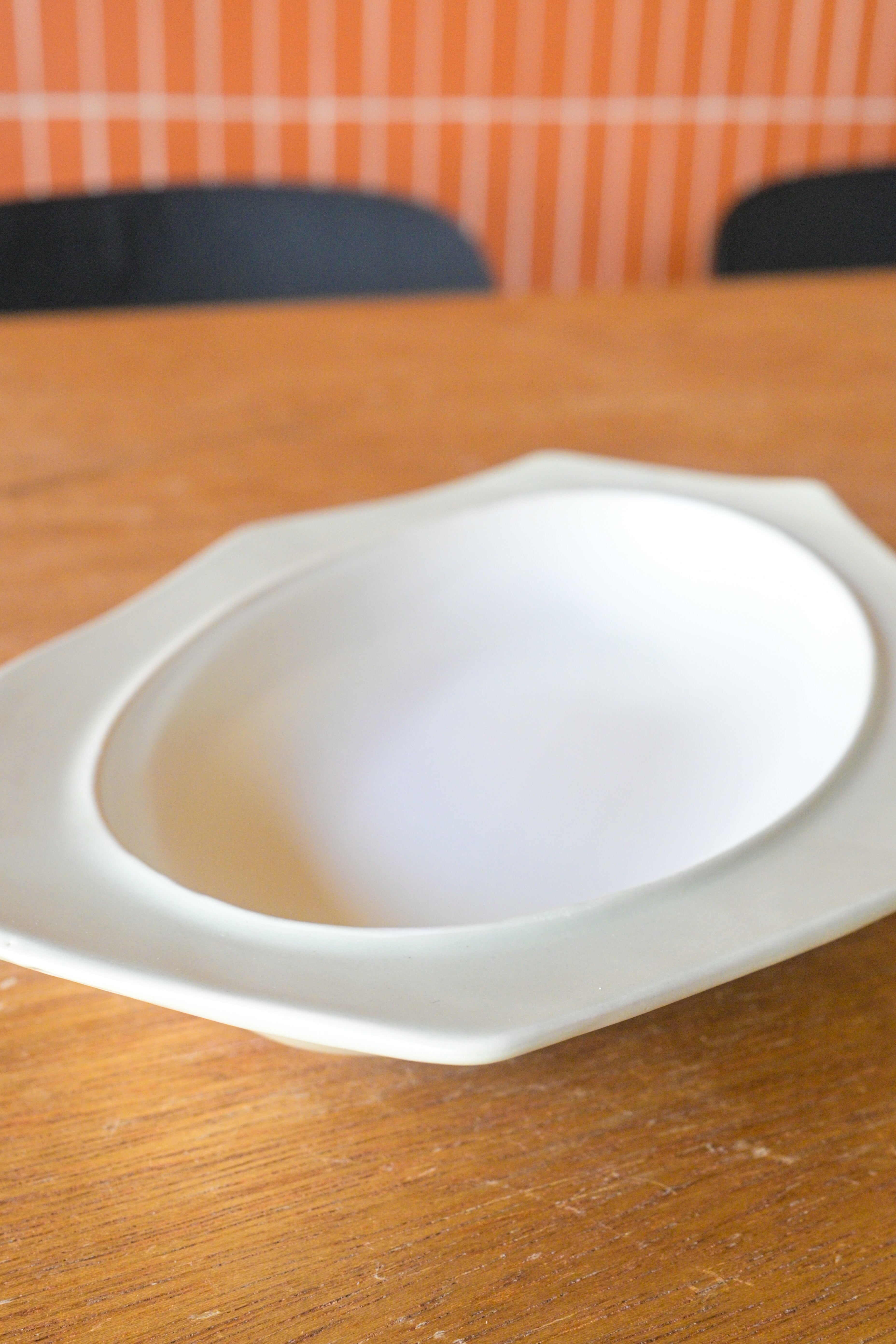 Oblong Cream Dinner Plate (Set of 2)