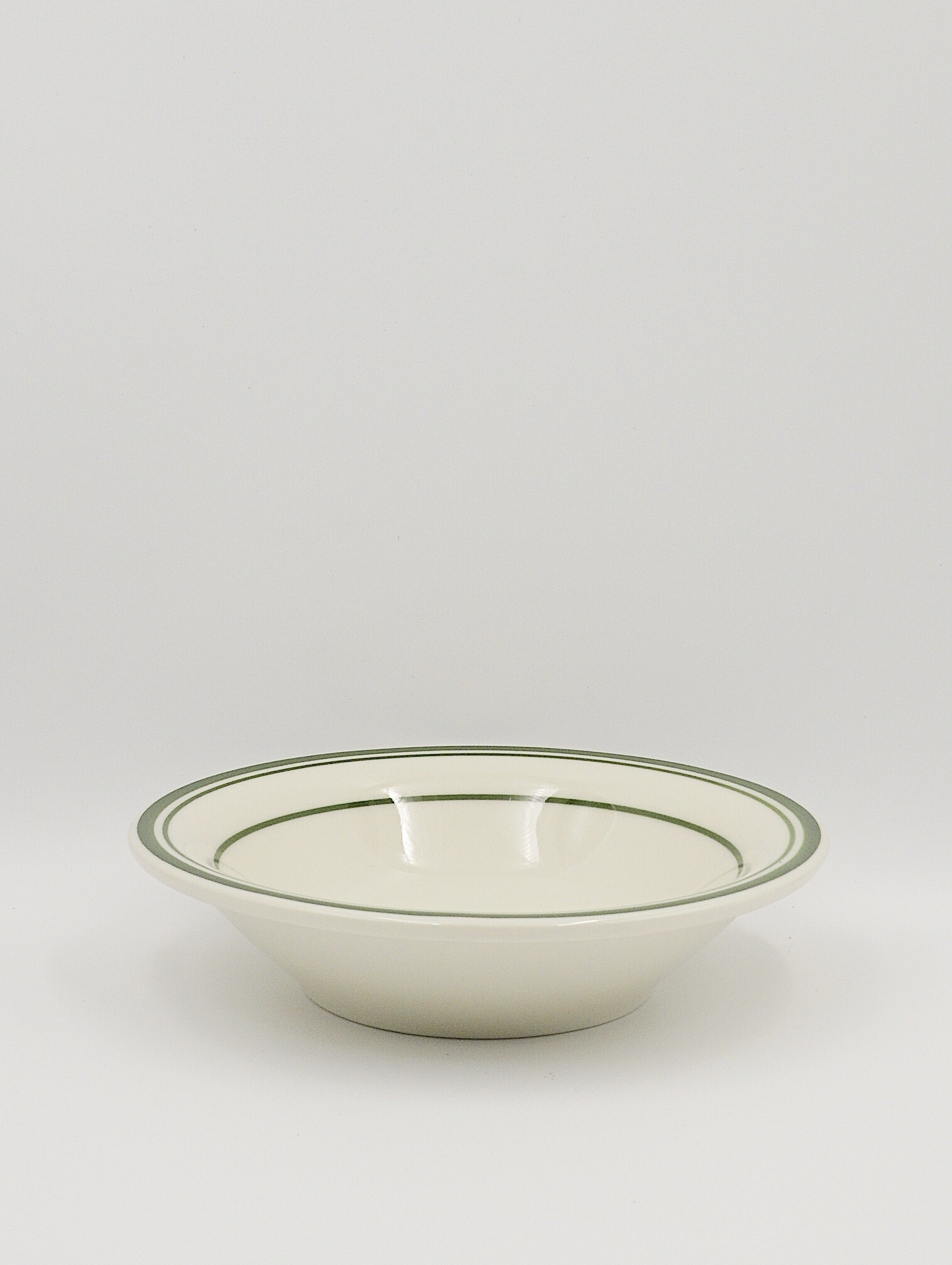 Tuxton Green Bay 4.75" Fruit Bowl