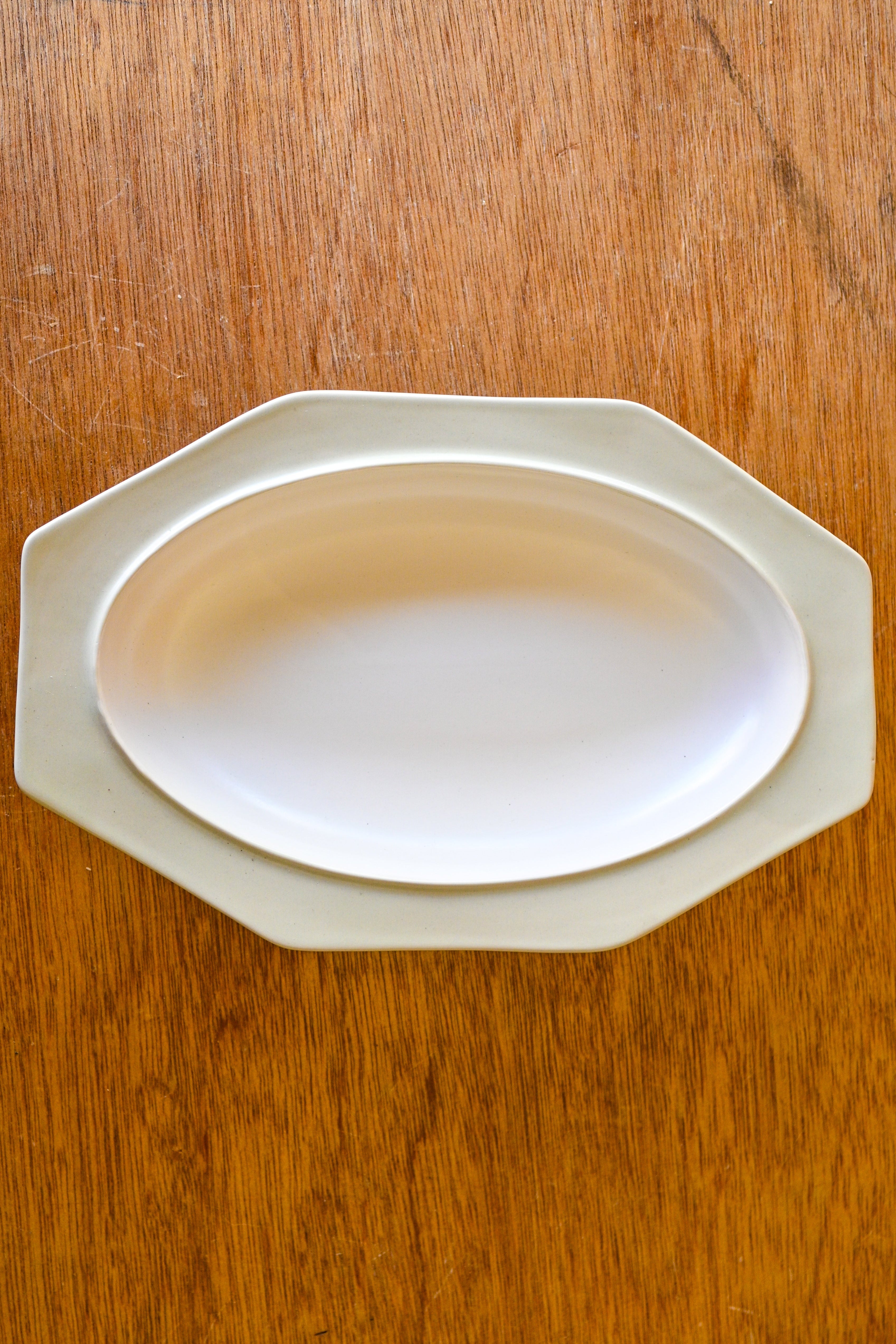 Oblong Cream Dinner Plate (Set of 2)